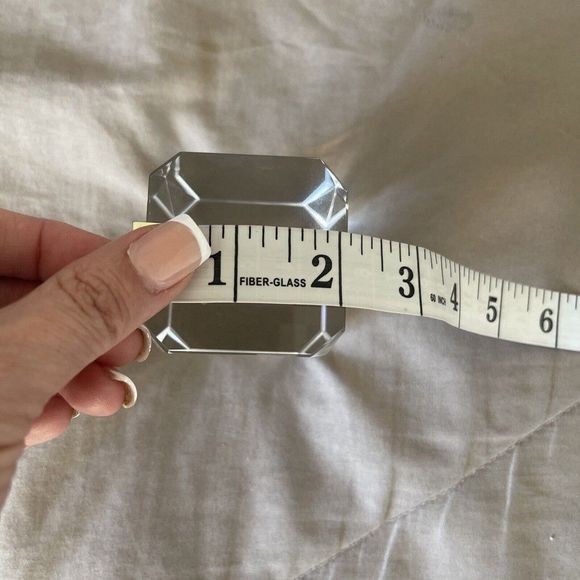 Disneyland Collection Disney Mickey Mouse 3D Laser Etched Hologram Crystal Cube - Picture 10 of 12